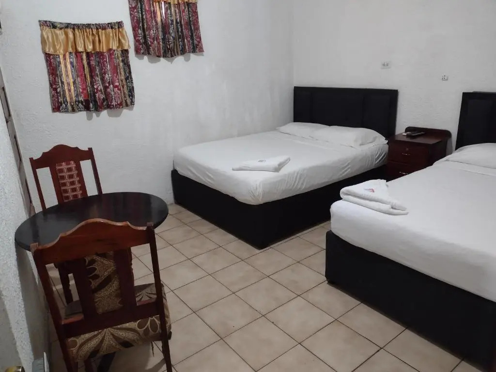 Rosa's Hotel