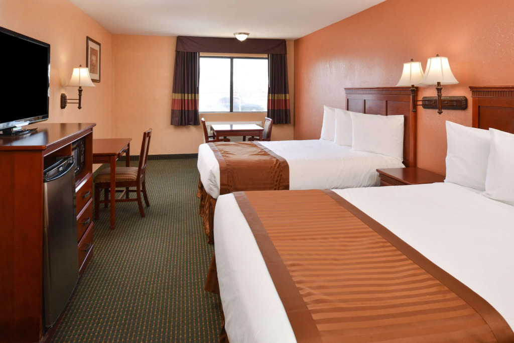 Americas Best Value Inn & Suites Bakersfield E