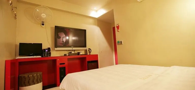 M2 Motel