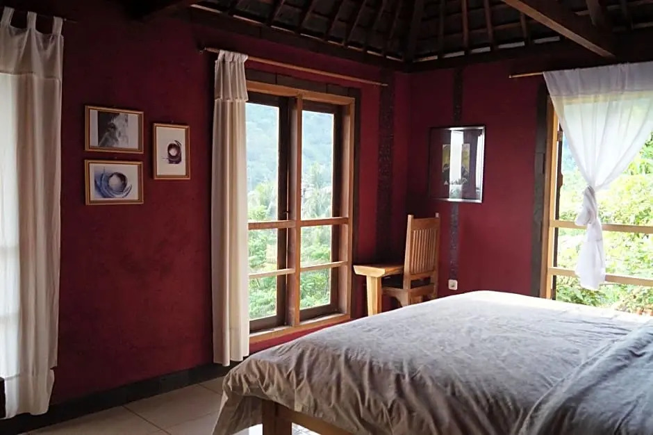 Sasak Lebung Home