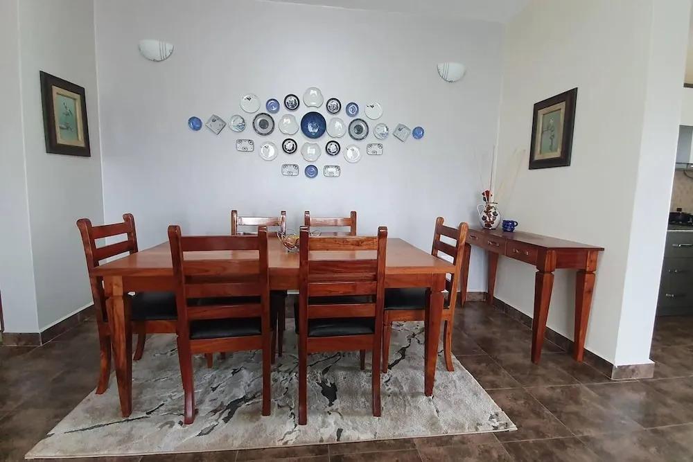 Charming 2-bed Apartment in Kigo