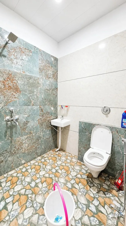 Hotel N Comfort Near Jyotirlinga Temple