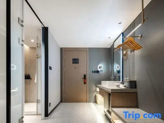 SHOWSE Wellness Hotel