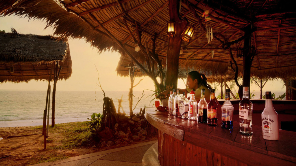 Hotel and Beach Bungalow at Lanta Resort