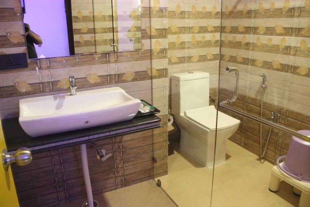Hotel Rainbird