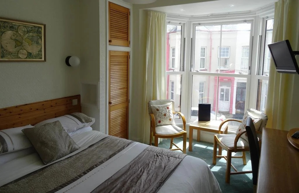 gwesTY Guest House