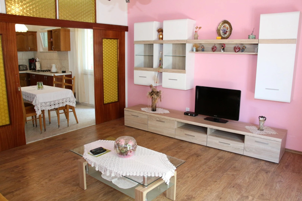 Apartment Radin - 2 bedroom apartment: A1 Vodice, Riviera Sibenik