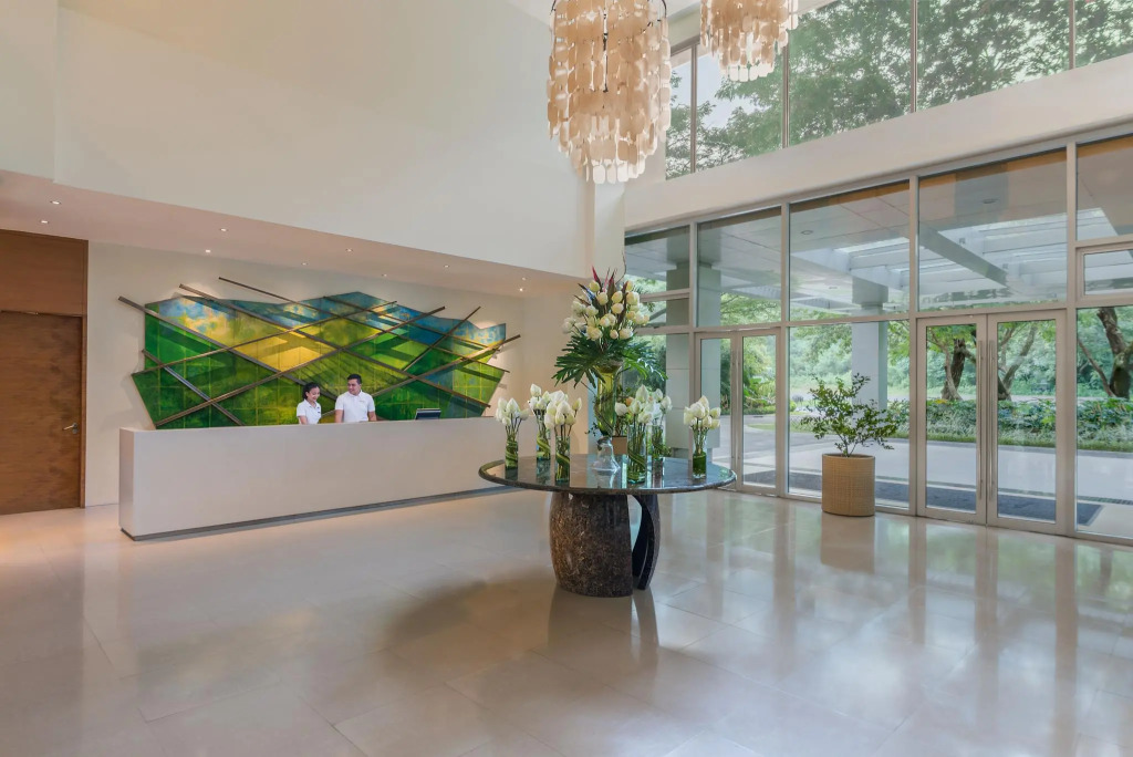 Pico Sands Hotel