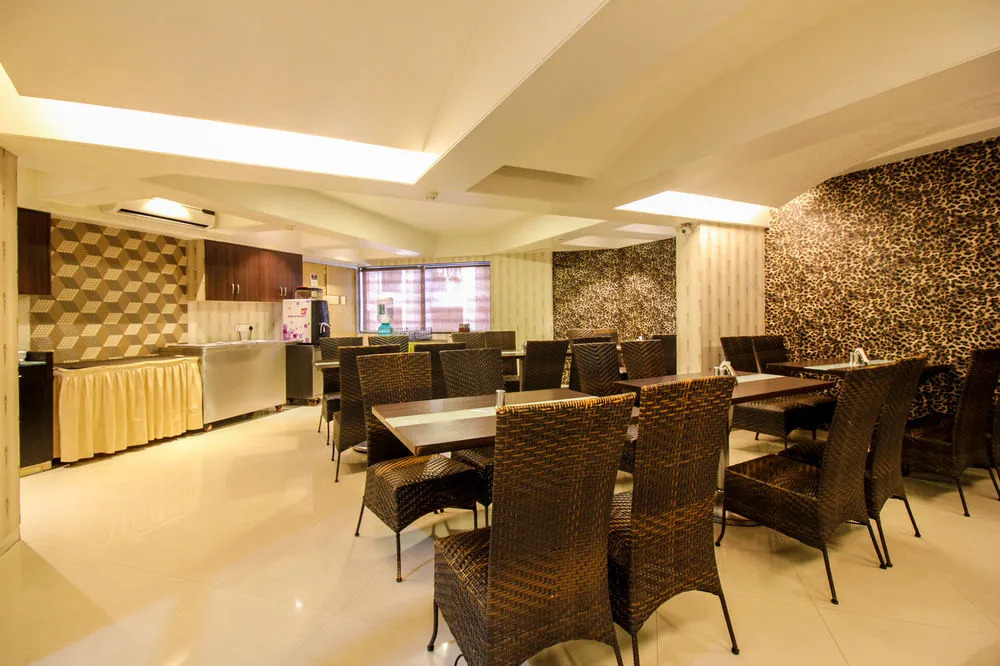Fabhotel Savoy Suites Mumbai Airport