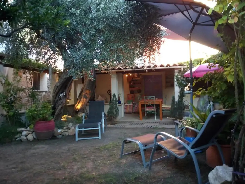 Bel appartement avec jardin privatif