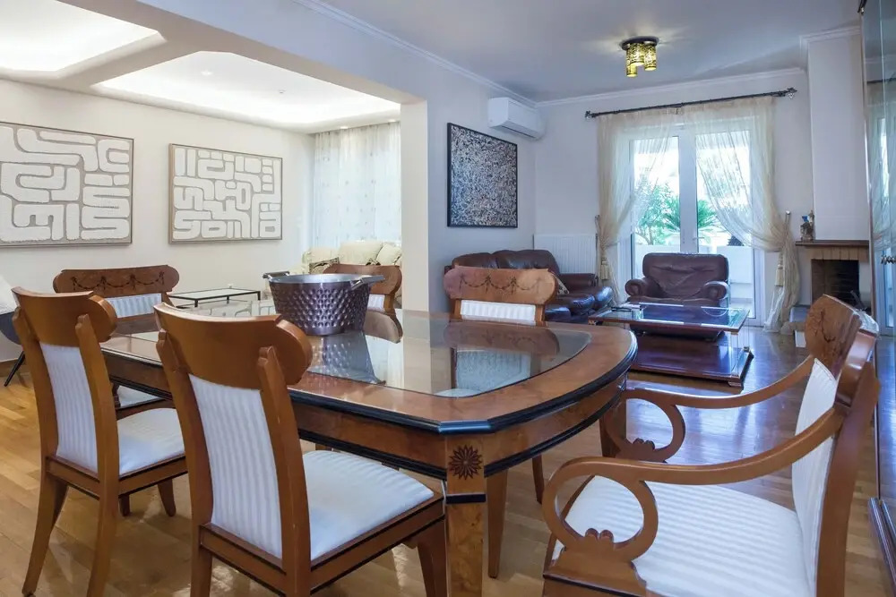 Luxe 3 Bd Penthouse 5 Min from Drosia
