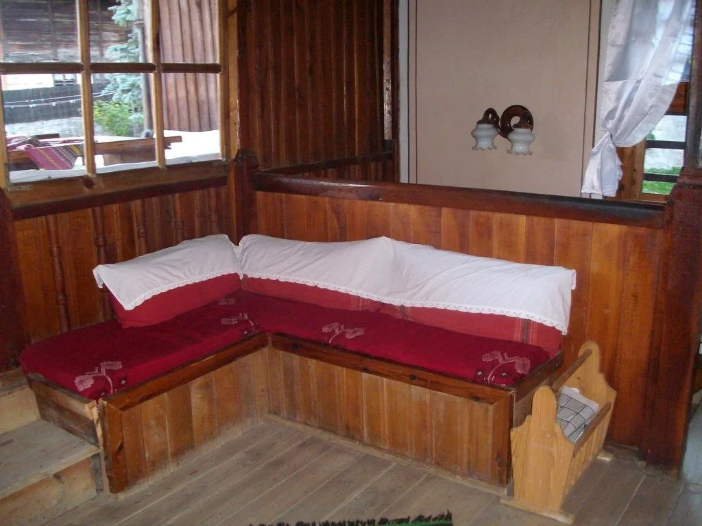 Trayanova Guest House