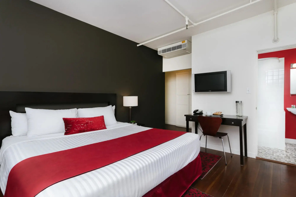 Moda Hotel