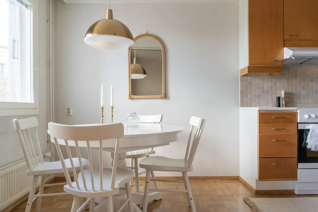 1br apartment in Leppävaara with balcony and sauna