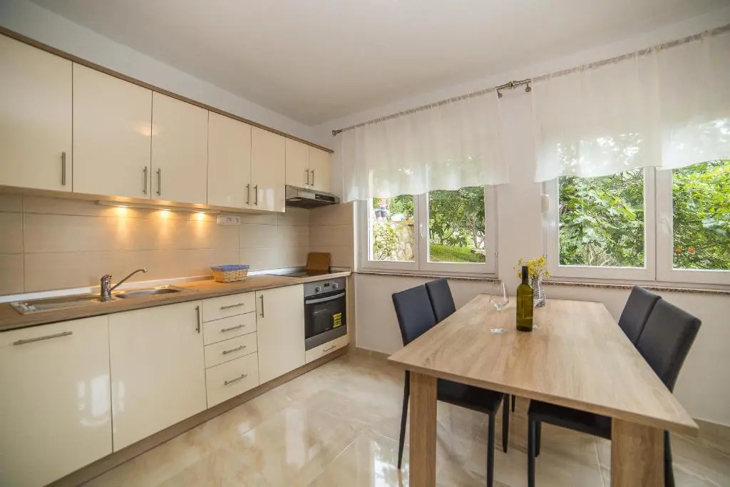 JURIĆ Apartments-Rab