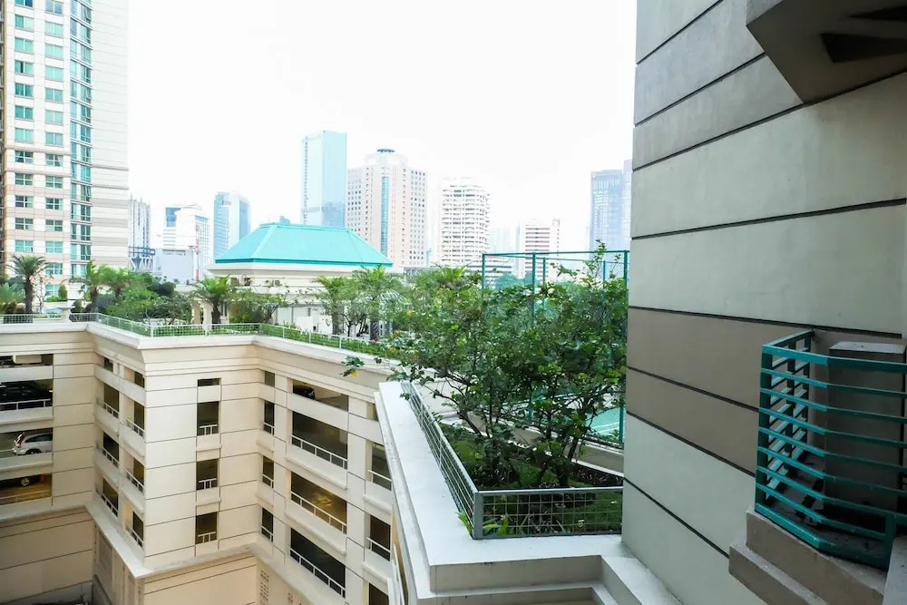 Exclusive 1 Bedroom Batavia Apartment by Travelio