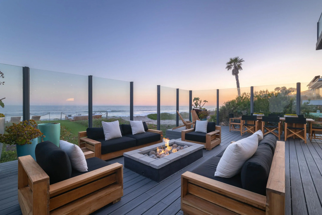 Villa B Modern in Malibu, Malibu