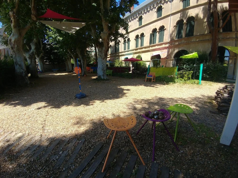 5 Family Apartments with Pool & Large Garden in Historic Pézenas Convent