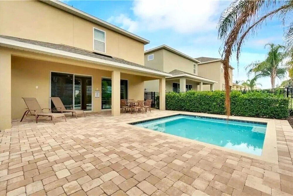 290 Pendant Ct