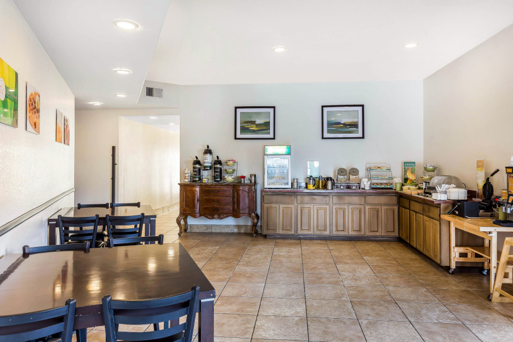 Comfort Suites Vacaville-Napa Valley Area