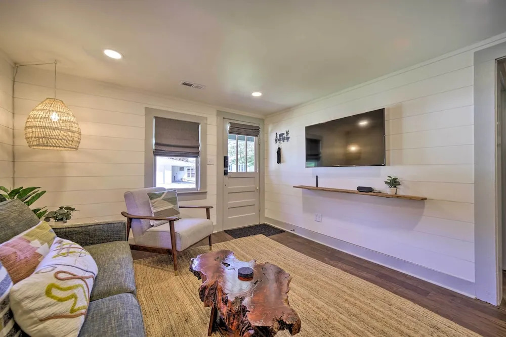 Updated Brevard Home - Close to Downtown!