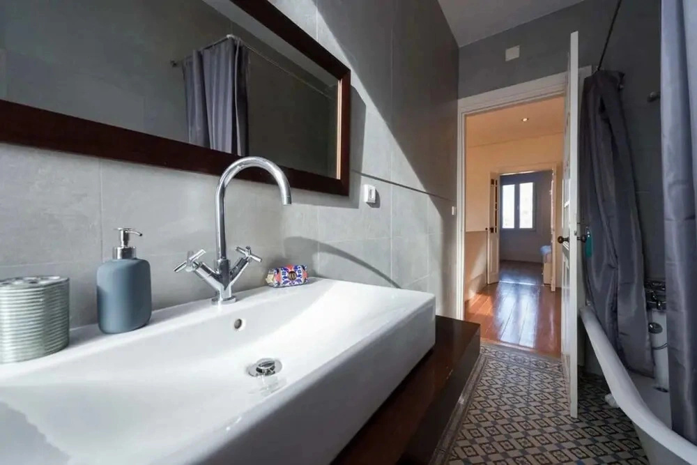 3br D.Luis Bridge House & Terrace by Guestready