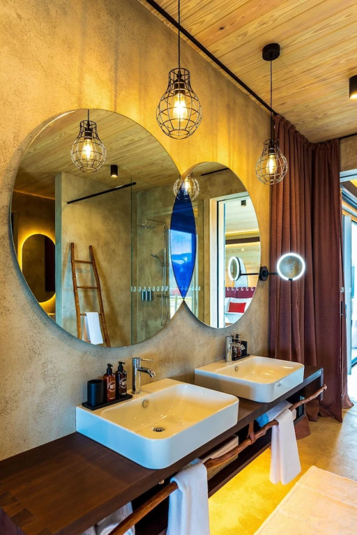 Saba Rock Resort
