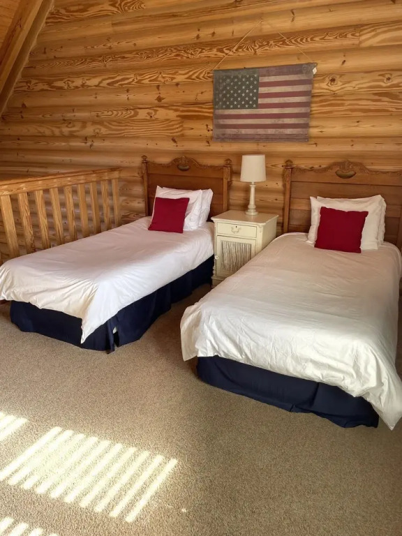 Crown Lake Resort
