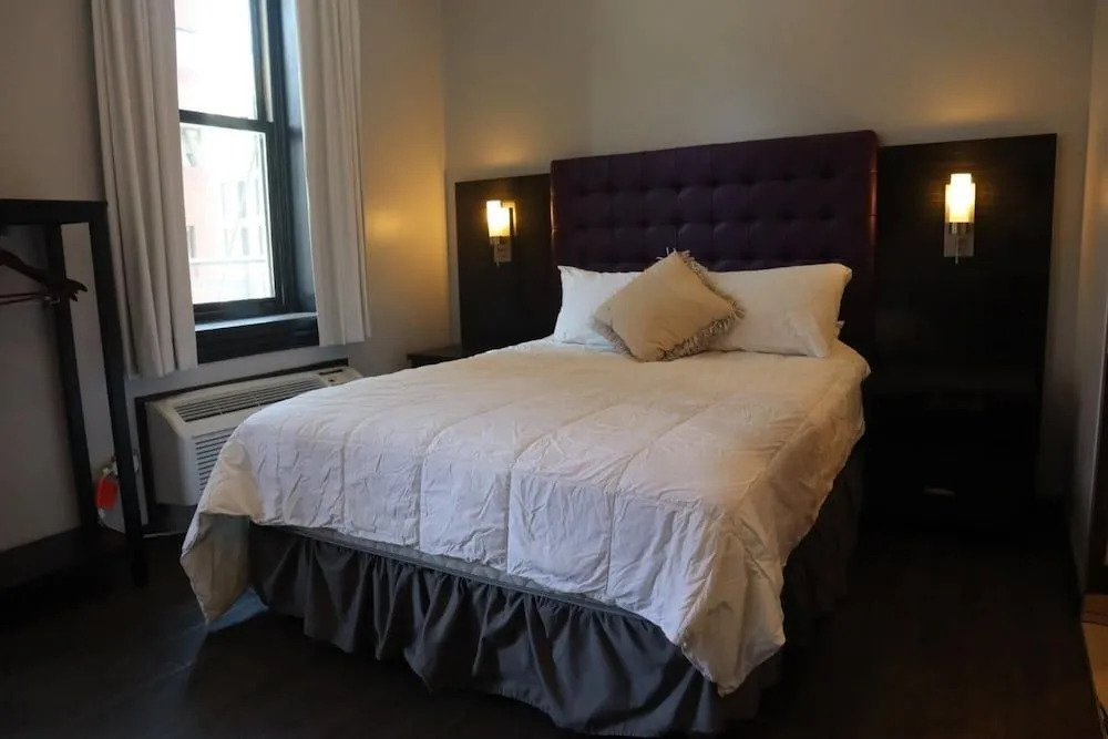Comfortable En Suite Studio