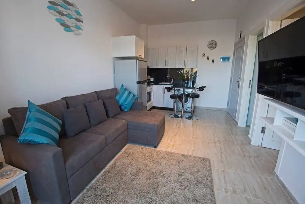 Luxury Wi-fi 1 Bedroom Apt. Close to El Gouna