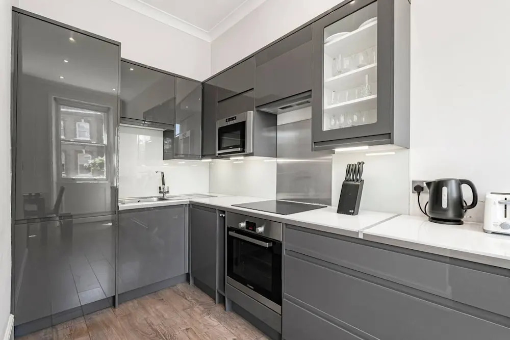 Stylish Kensington Home Next To Earl s Court