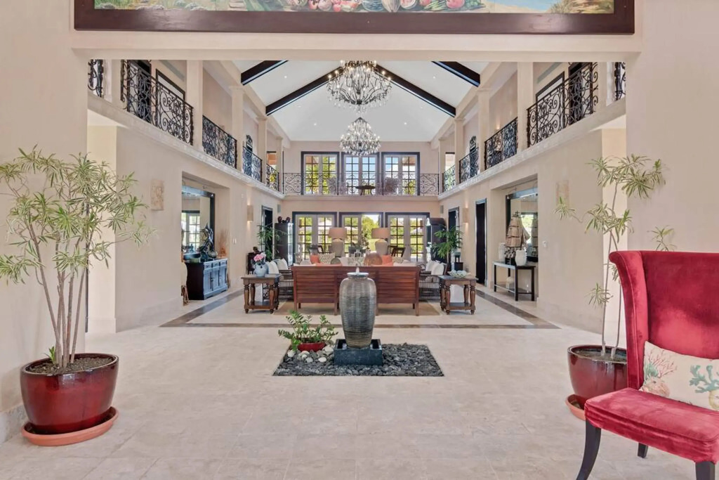 Sophisticated Villas With Private Pools and Staff