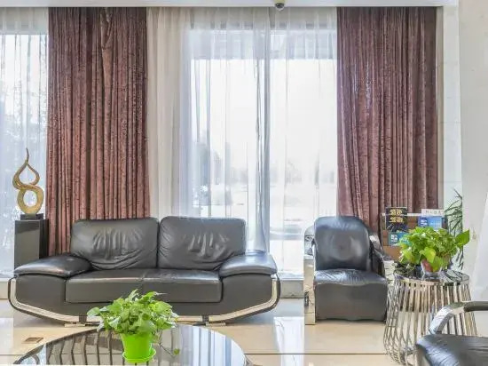 Wutongshu Holiday Hotel