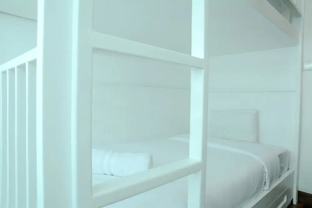 2 Bedrooms at Gallery West Apartment By Travelio