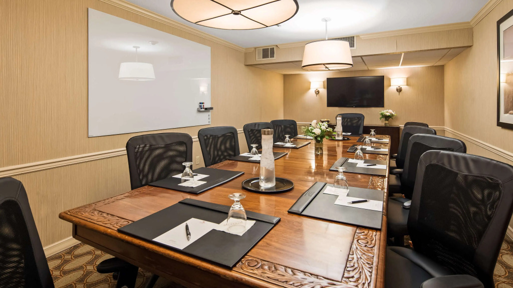 Best Western Premier the Central Hotel & Conference Center
