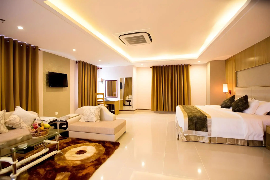 West Hotel