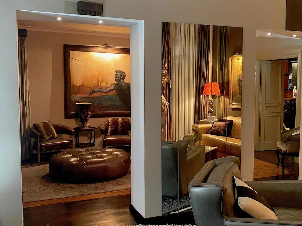 La Palazzina Santa Dorotea Splendid Rome Townhouse With Courtyard Garden