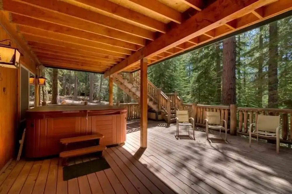 Mv16: Bear Lair Estate with Hot Tub Pn1133