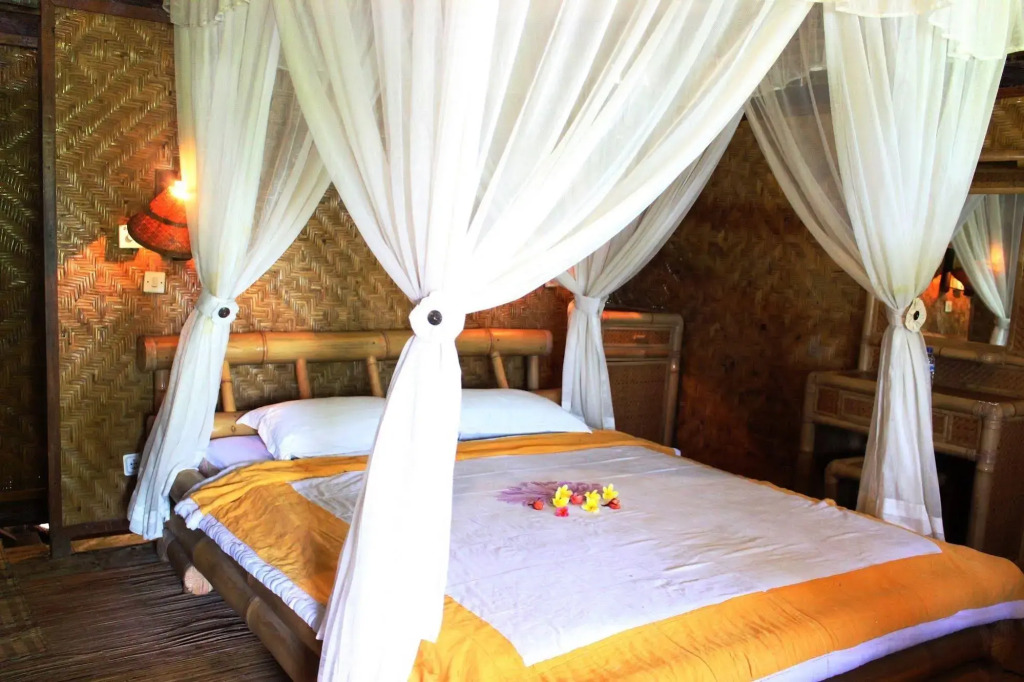 Anom Beach Hotel