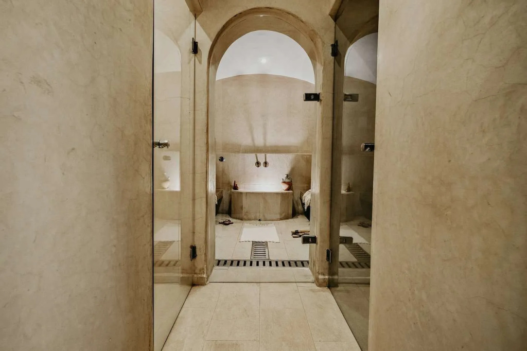 Adama Resort