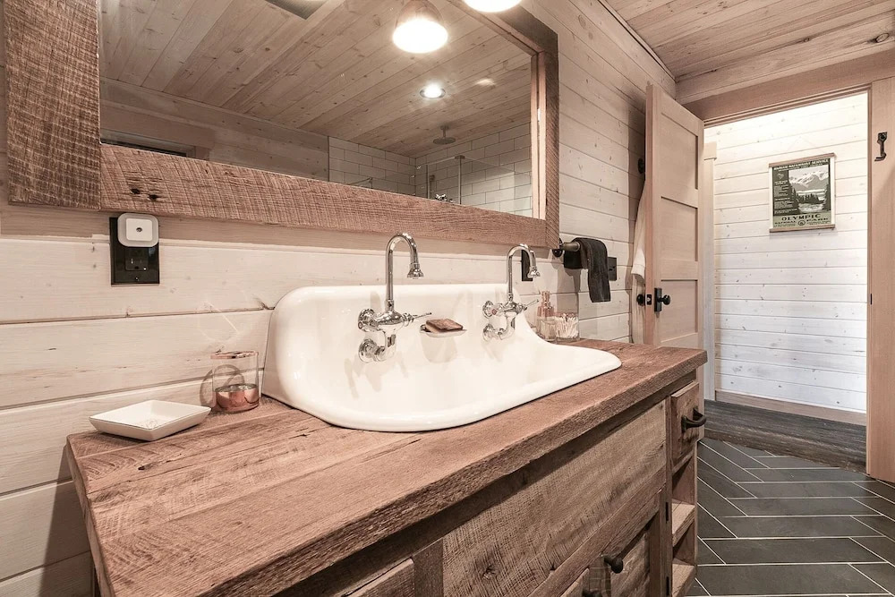 Cedar Brae Chalet Chalet 2 NW Comfy Cabins