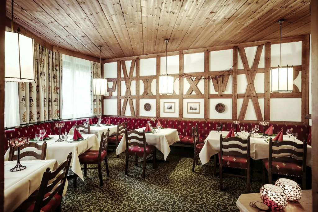 Hotel Schrofenstein