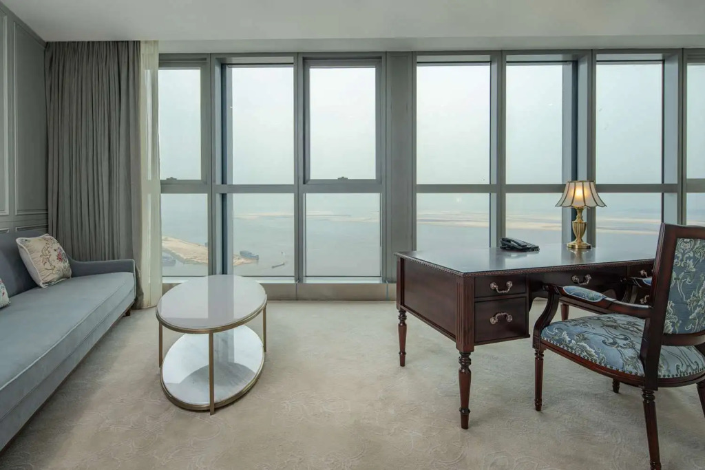 Hilton Brazzaville Les Tours Jumelles Hotel & Residences