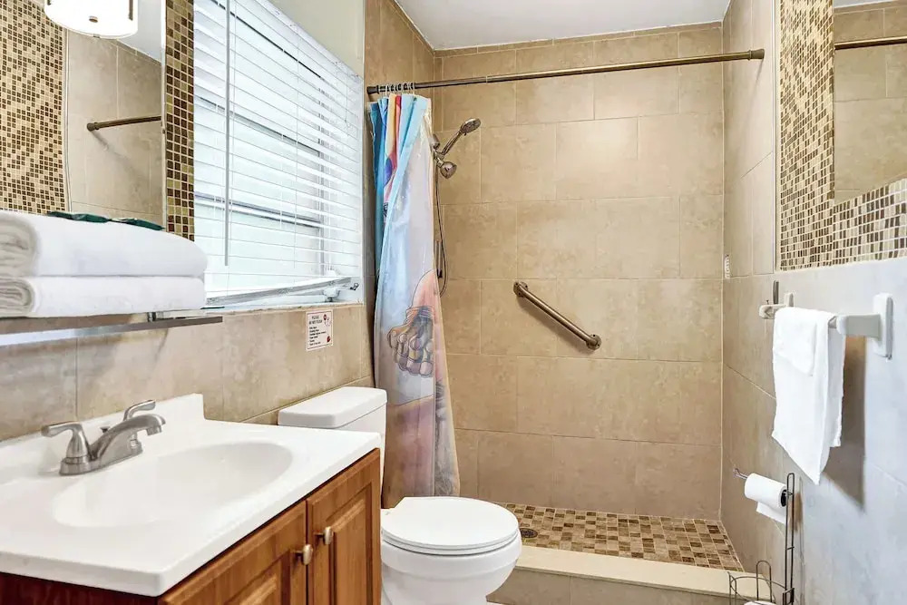 Rainbow Falls Estate For 8