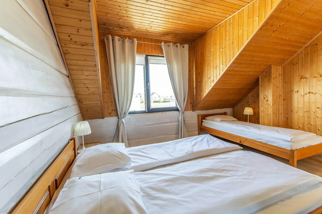 Comfortable holiday homes close to the beach