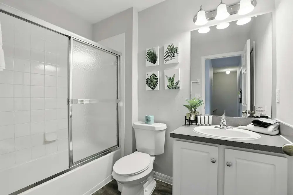 Disney Charm, Steps From Pool and Clubhouse!