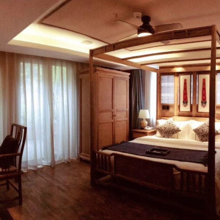 Chuan Jia Courtyard Hotel