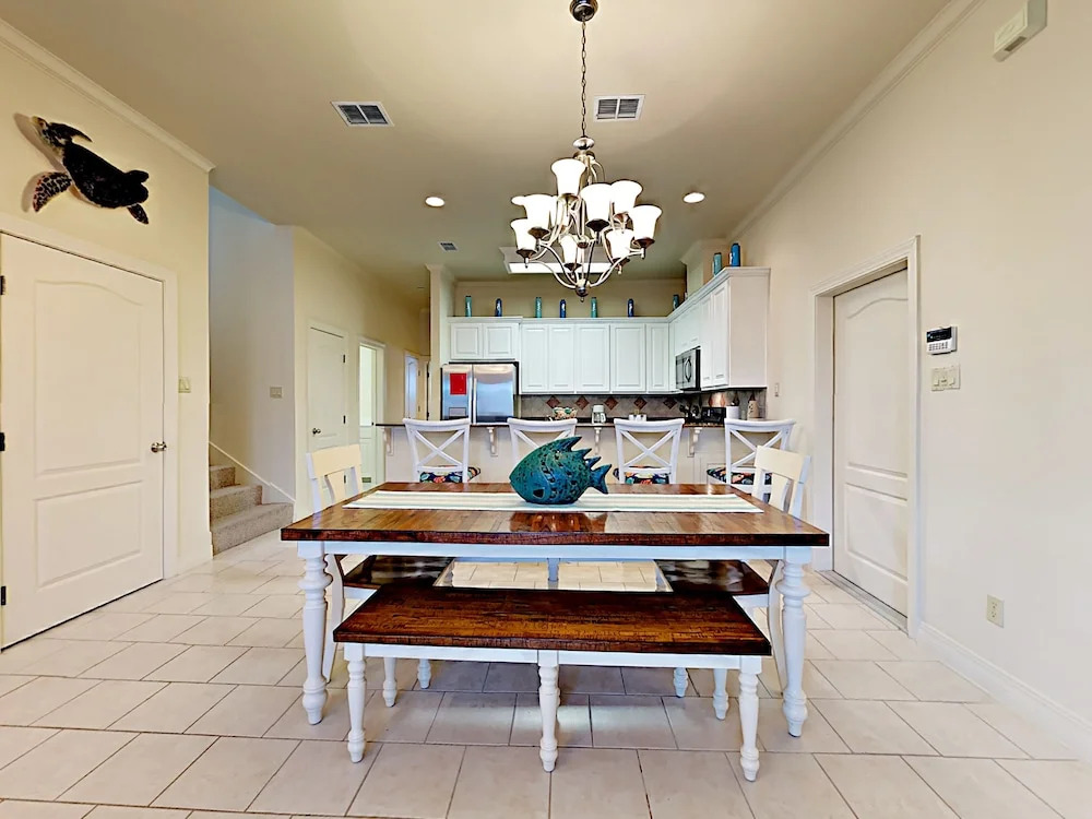 Paradise Palms - Four Bedroom Home