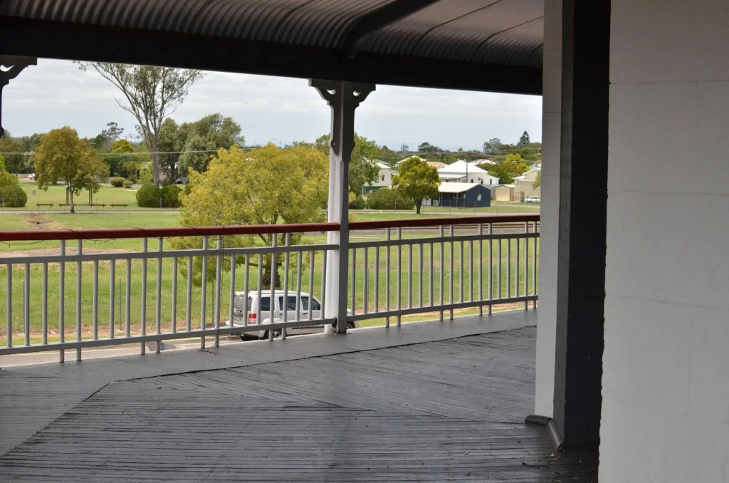 Royal Gatton Hotel