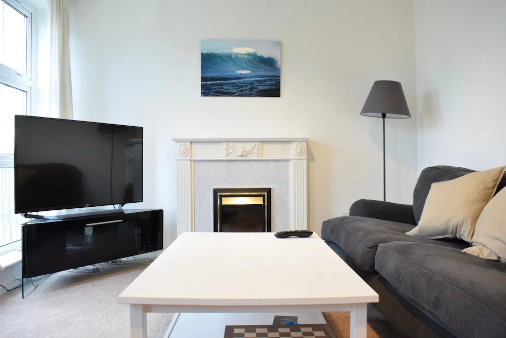 Modern 1 Bedroom Apartment Near London Bridge